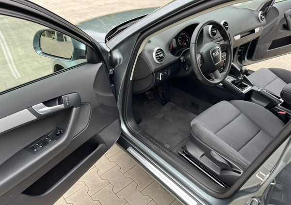 Audi A3 cena 26999 przebieg: 219000, rok produkcji 2009 z Złocieniec małe 529